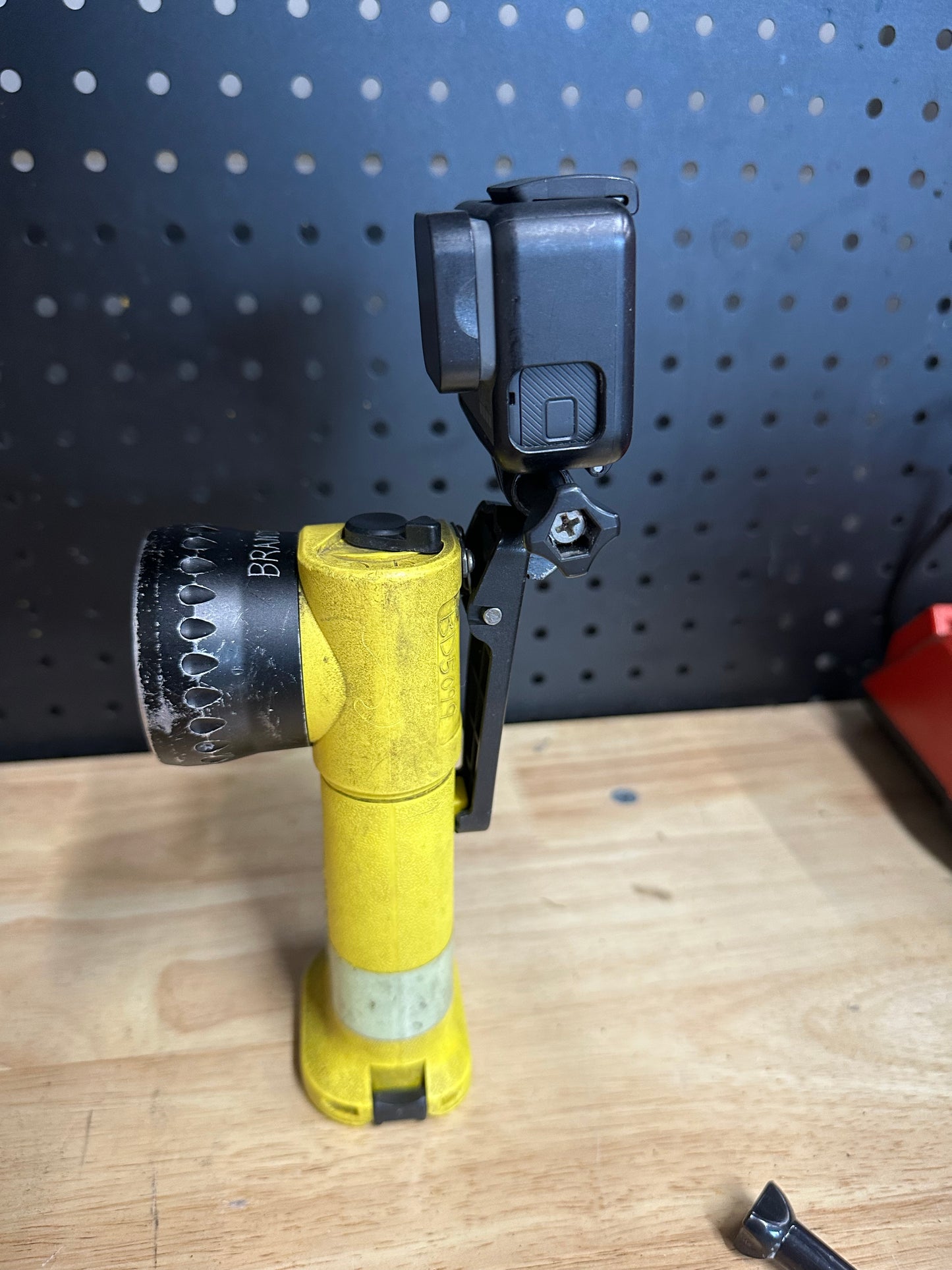 GoPro compatible mount for Streamlight Survivorlight brand flashlights