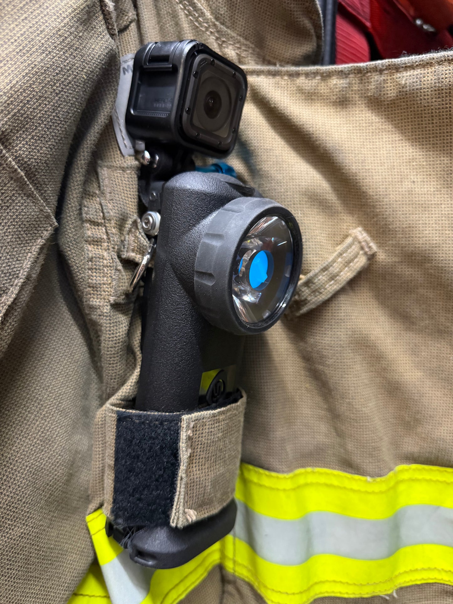 GoPro compatible mount for Streamlight Survivorlight brand flashlights