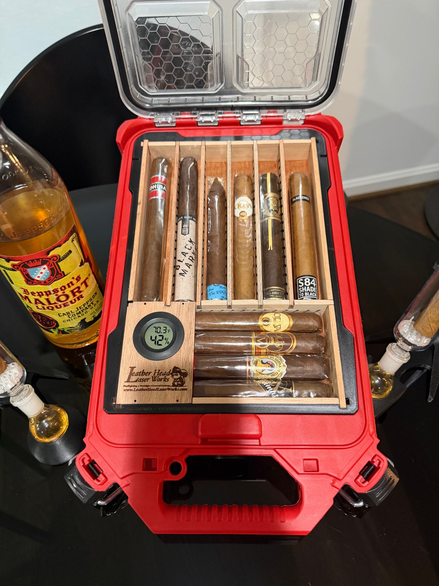 Humidor Milwaukee Slim Packout - 100% Cedar interior